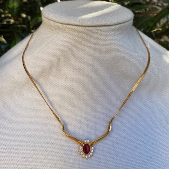 ❤️❤️ VTG 14K Gold Filled Red Rhinestone Pendant Necklace - Picture 2 of 8